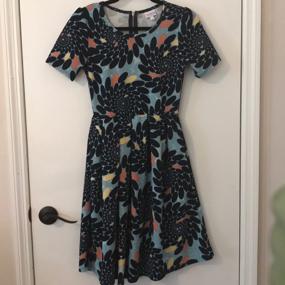 LuLaRoe Amelia Dress